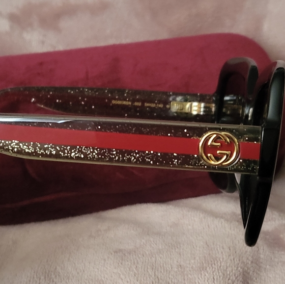 Gucci Sunglasses authentic - Picture 8 of 8